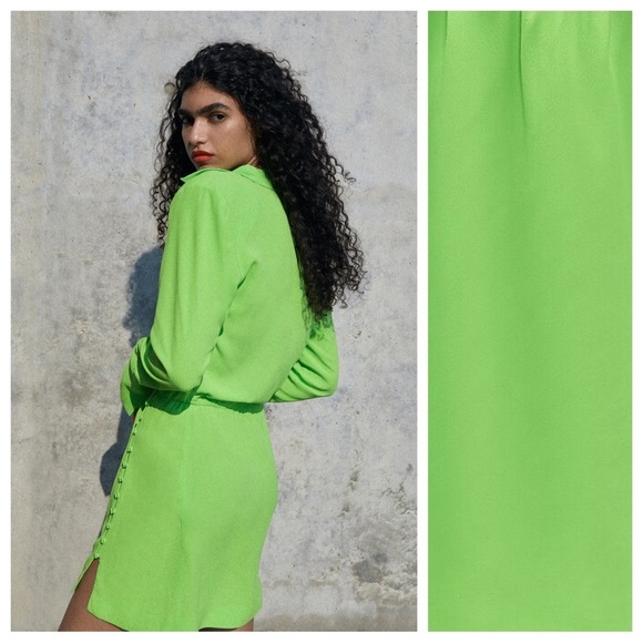 🌹NWT. Zara Neon Green Collared Mini Dress with Surplice V-neckline. Size M - Picture 4 of 12